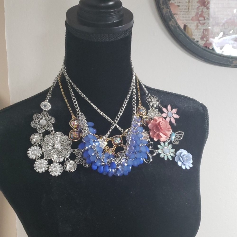 Set of (4) Assorted Necklaces